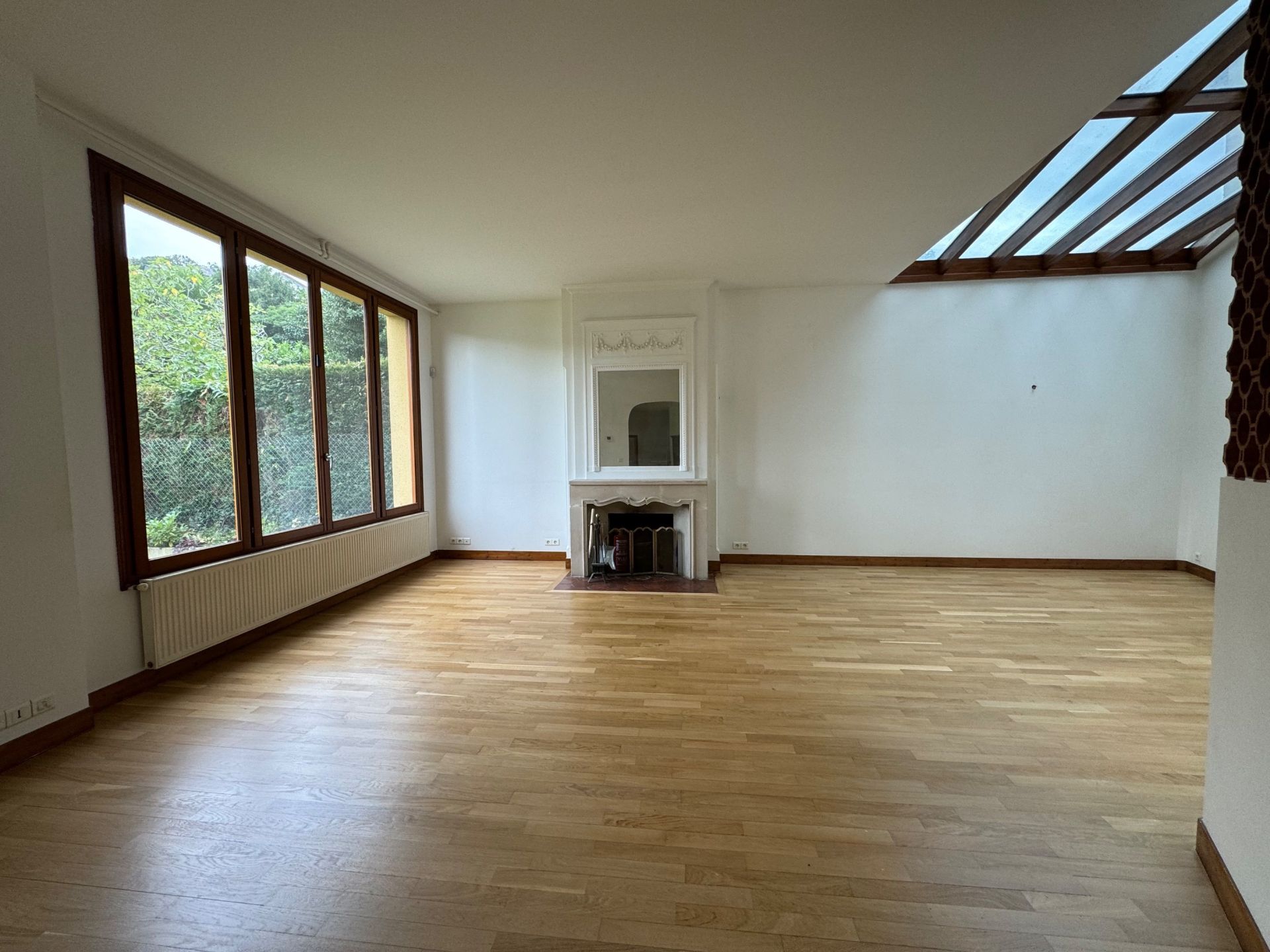 maison 5 Pièces en location sur SEVRES (92310)