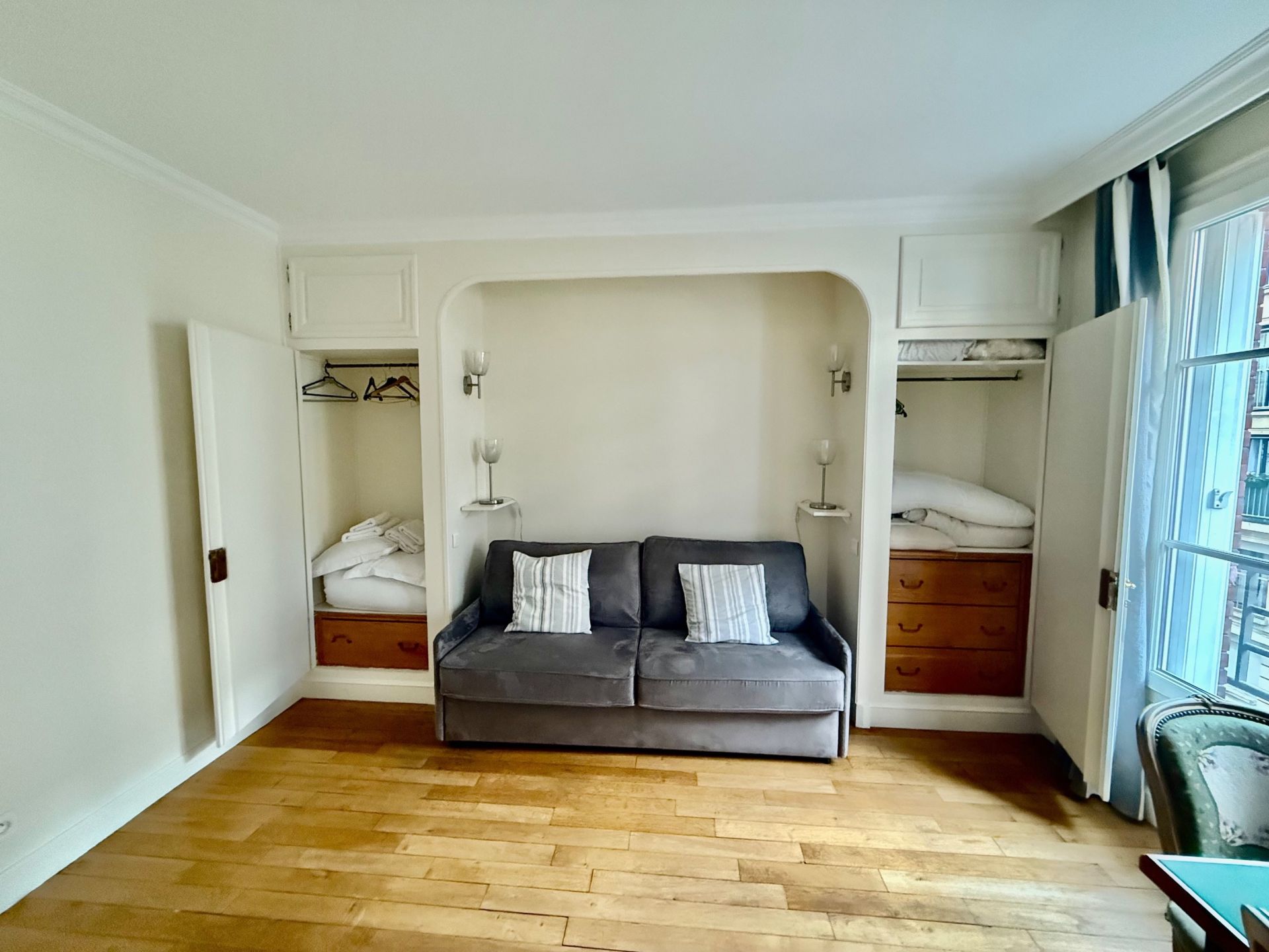 appartement 2 Pièces en vente sur PARIS (75007)