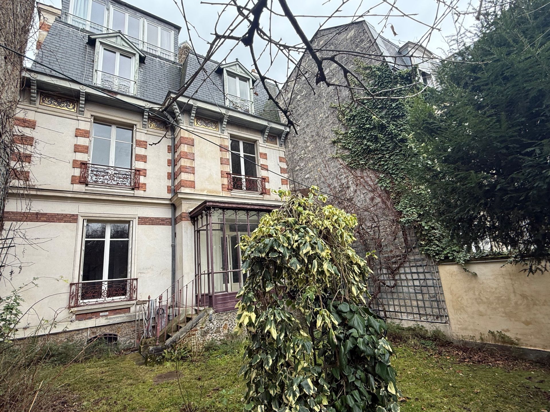 maison 9 Pièces en vente sur PARIS (75016)