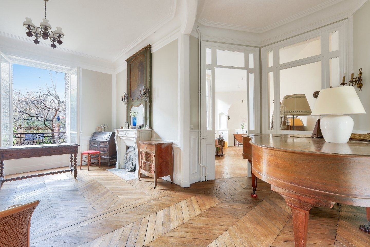 maison 9 Pièces en vente sur PARIS (75016)