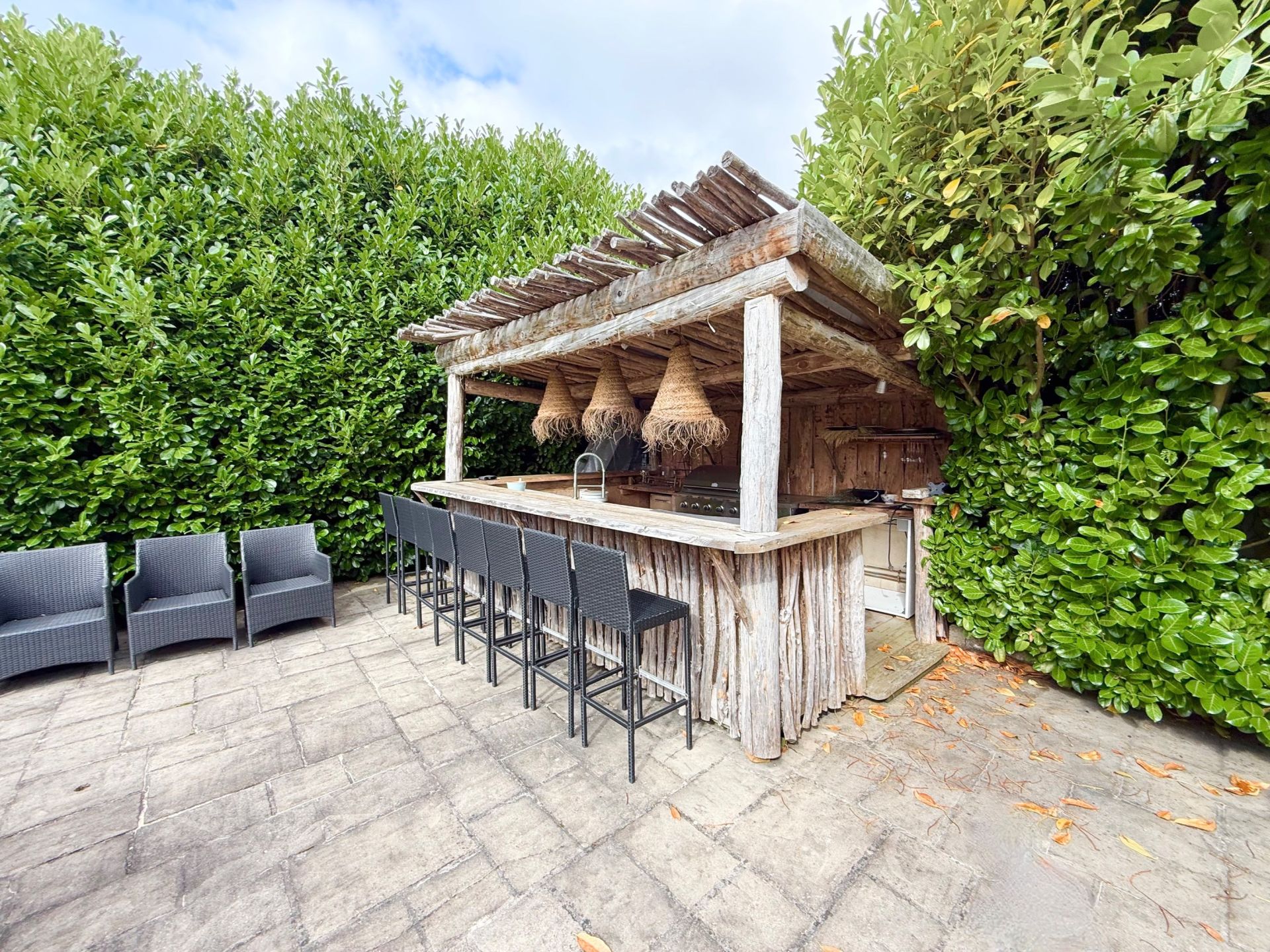 propriété 10 Pièces en vente sur FRY (76780)